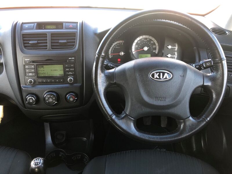 KIA SPORTAGE