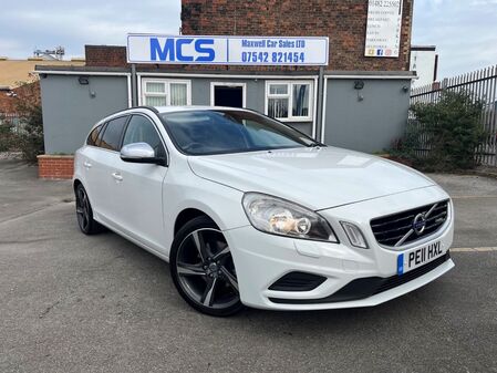 VOLVO V60 T3 R-DESIGN